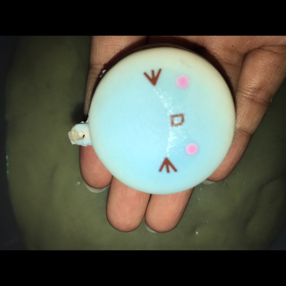 Jumbo peach slime (scented) comes with squishy! - Picture 3 of 3