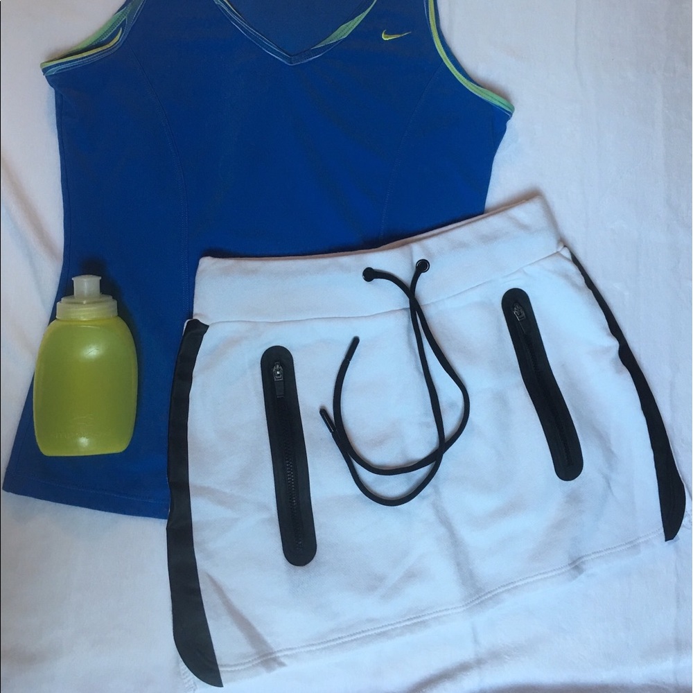 Fabletics White (Kate Hudson Owner) Skirt Size: SS
