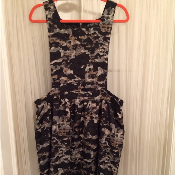 Plus size Forever 21 camo smock dress. - Picture 4 of 4