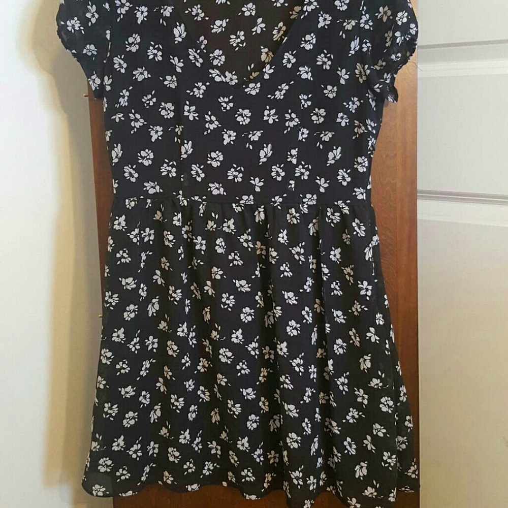 Forever21 Floral Shift Dress