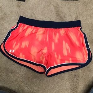 🔶🔶Orange Under amour shorts 🔶🔶
