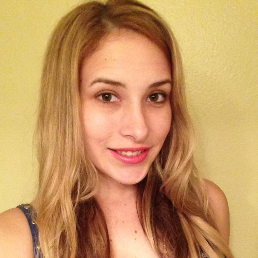 Meet your Posher, Olivia