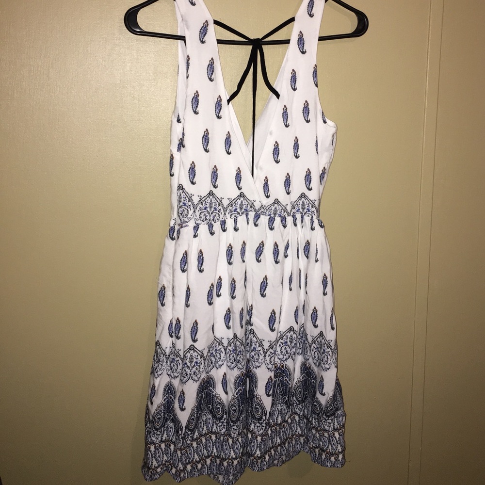 Dress - Picture 2 of 2