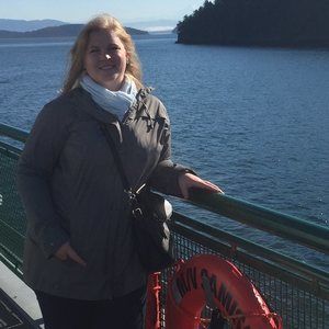 Meet your Posher, Andrea