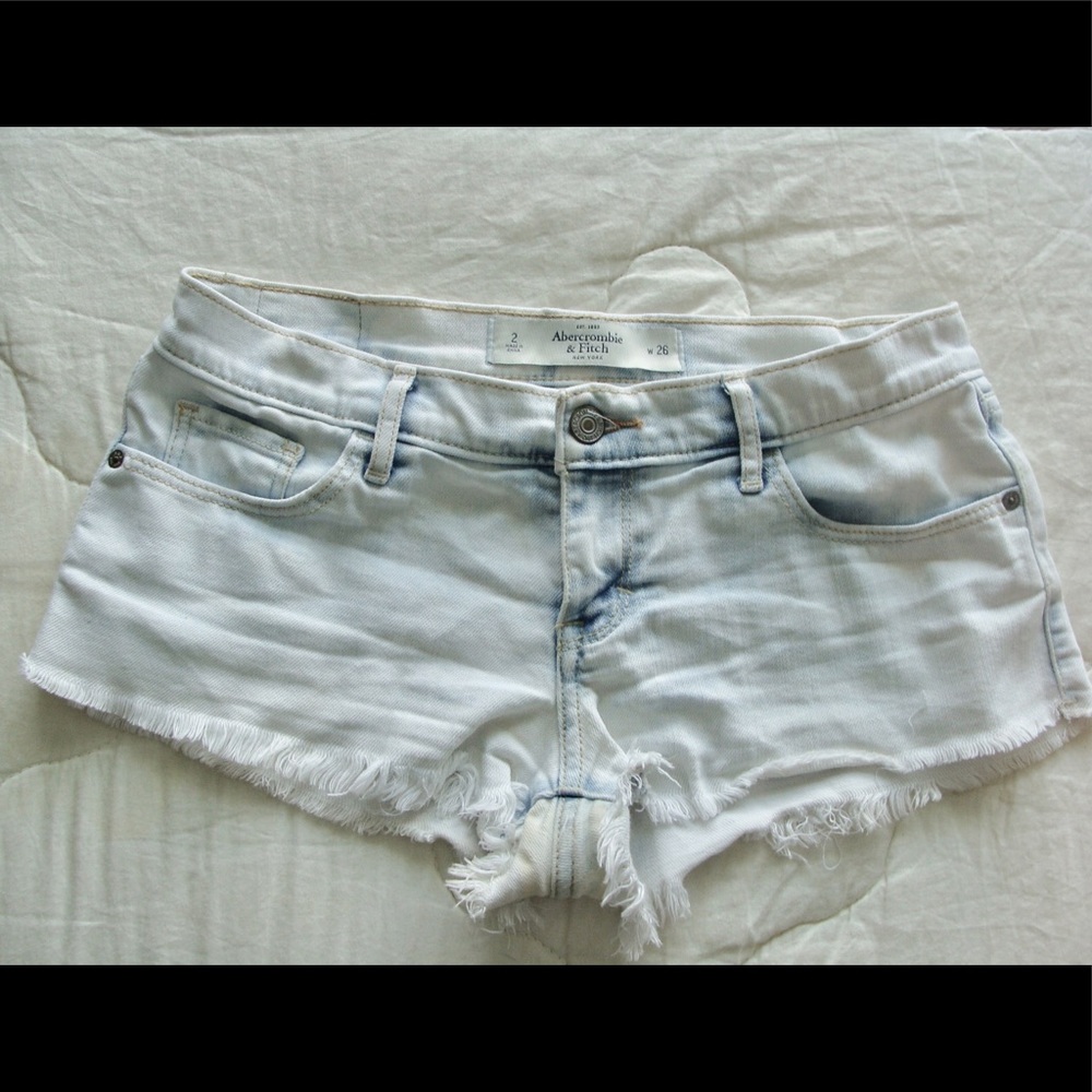 Abercrombie and Fitch light wash cut off shorts