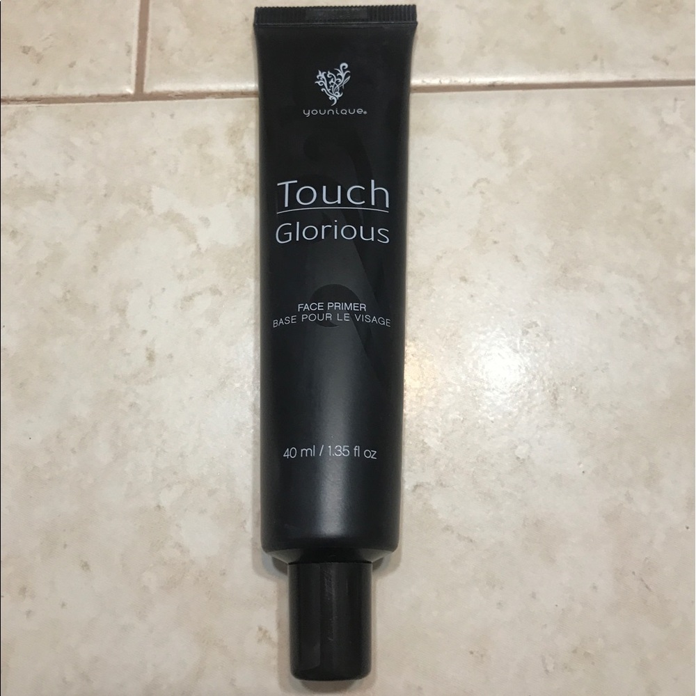 Younique glorious face primer