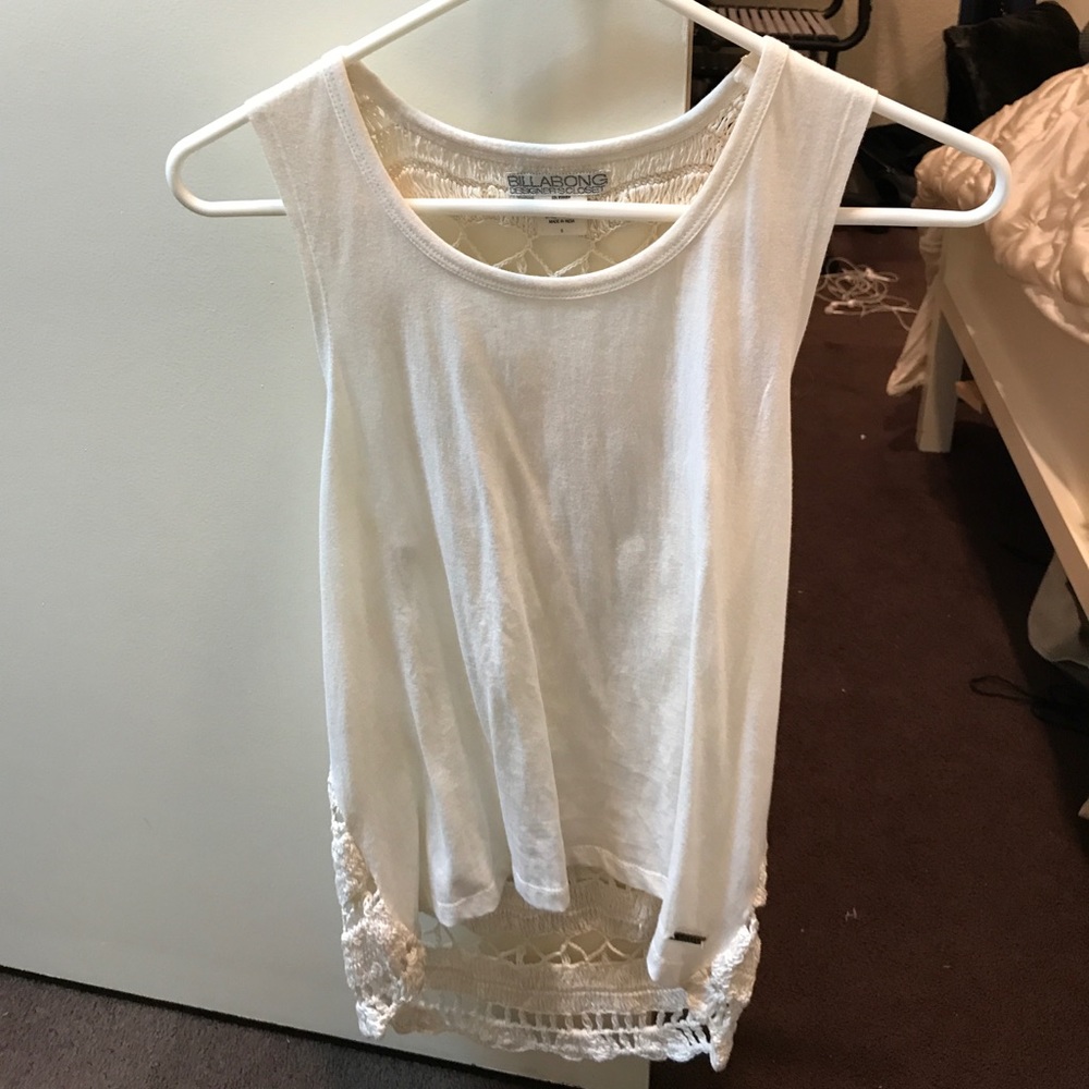 Billabong cream tank top with Crochet top