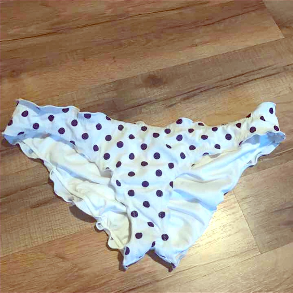 VS cheeky Poka dot bottoms