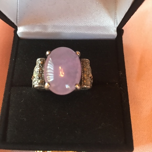 Woman's ring