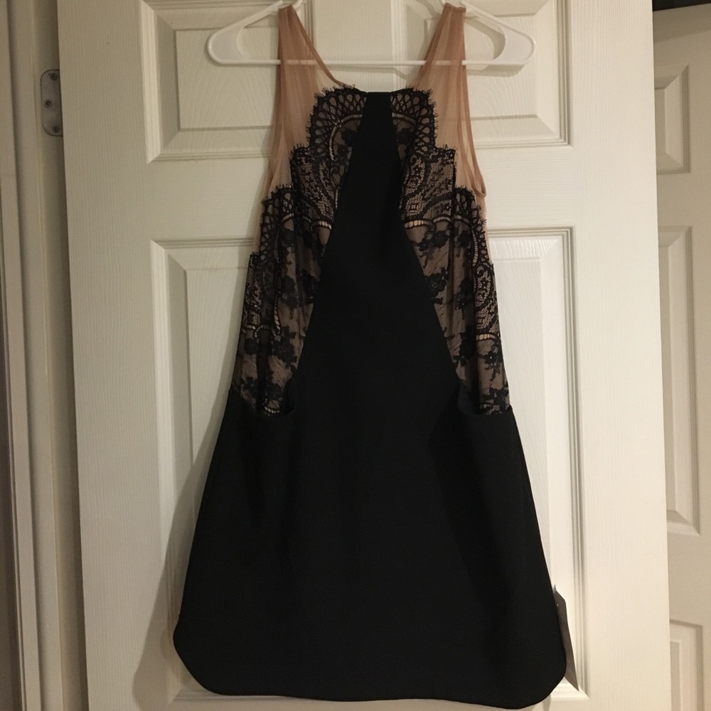 BCBG Maxazria Dress Size 6