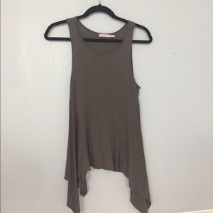 Gray flowy tank