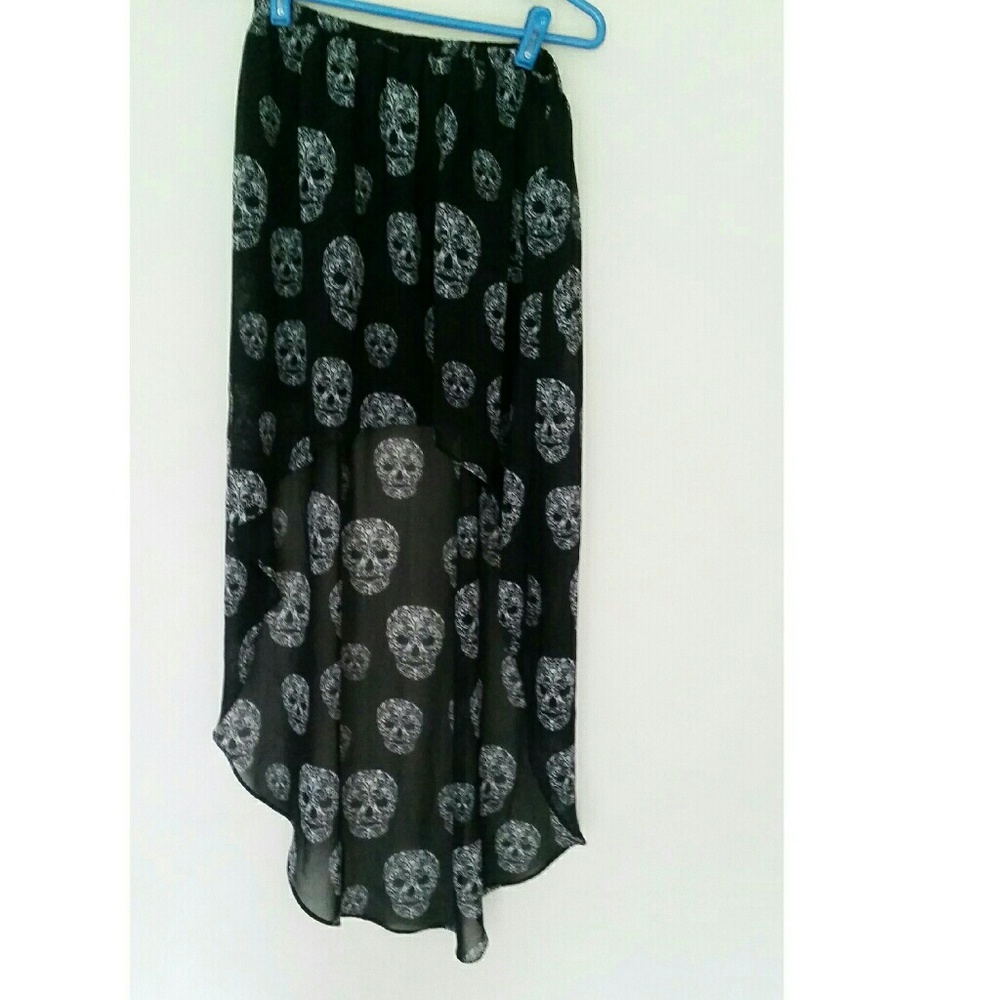 Skulls High Low Skirt - Picture 4 of 4