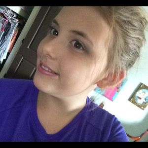 Meet your Posher, Madelyn