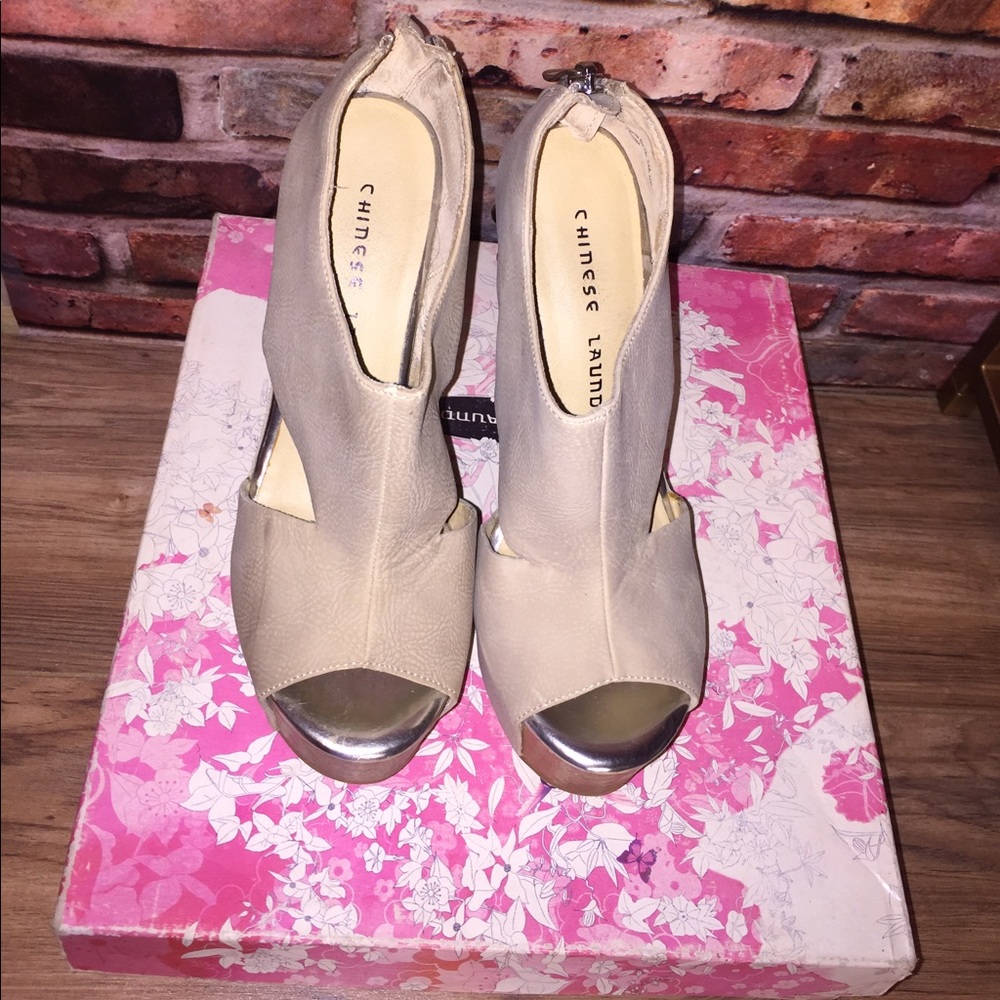 Chinese Laundry wedges (Jam Session)