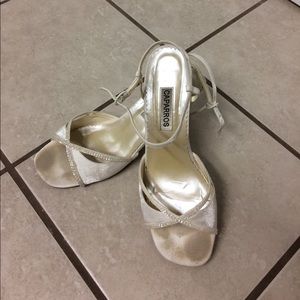 Gently used ivory colored dress shoes