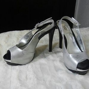 Simply Vera Vera Wang Sling Back Open Toe Heels