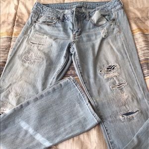 American Eagle Distressed Jeans