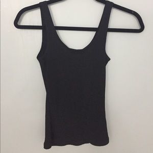 black low neck tank