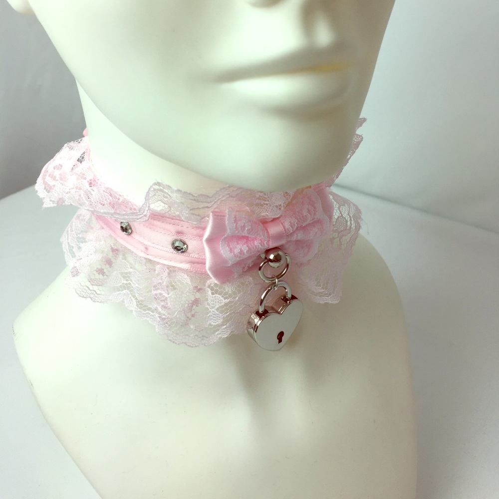 Handmade collar is just simply adorable