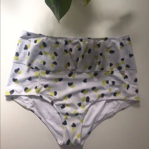 Kortni Jeane Peplum Bottoms - Large