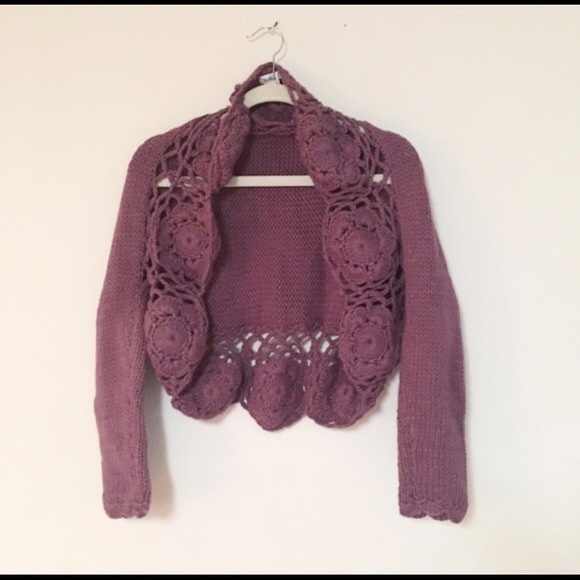 NWOT eyelet scalloped knit cardigan sweater❤️ - Picture 2 of 4