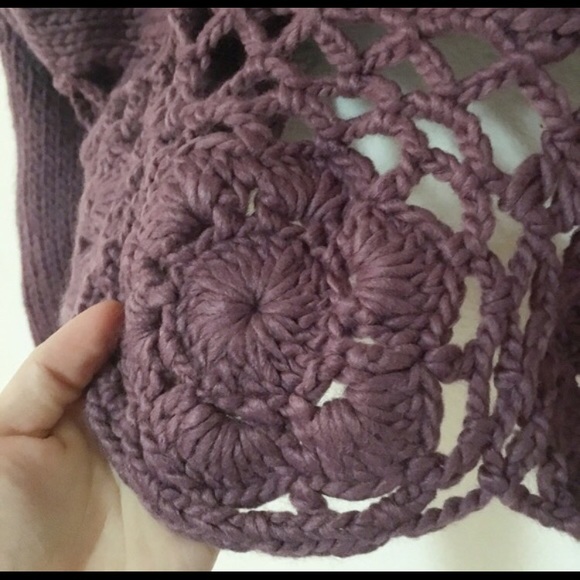 NWOT eyelet scalloped knit cardigan sweater❤️ - Picture 3 of 4