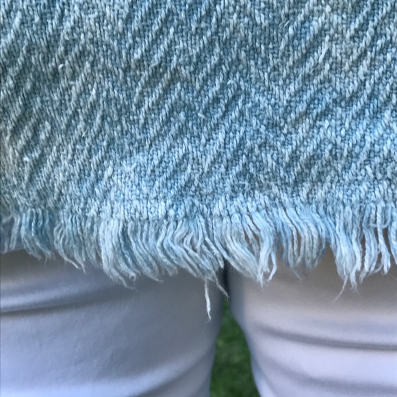 Teal Raw Edge top - Picture 5 of 8