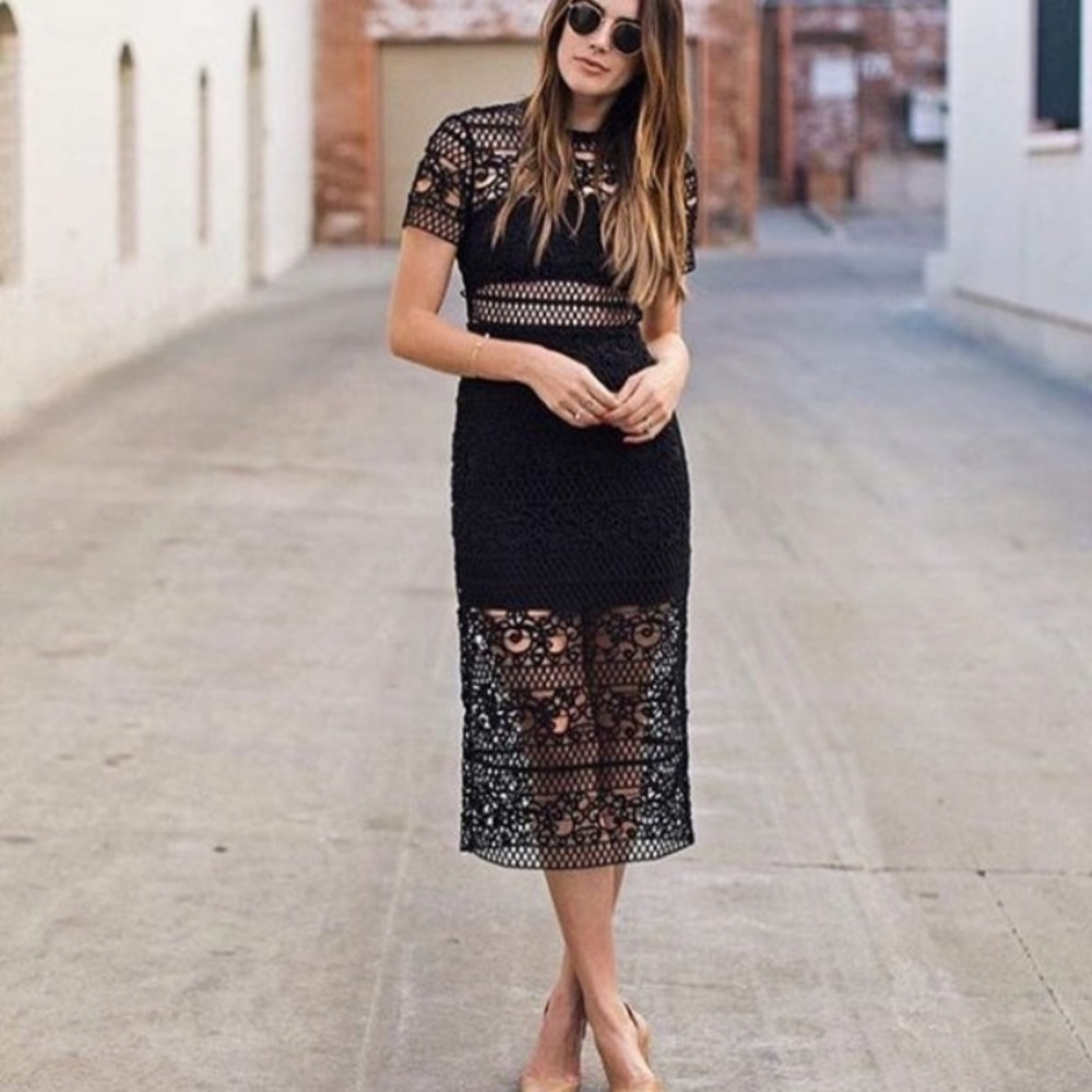 🆕 black lace midi dress with side slits