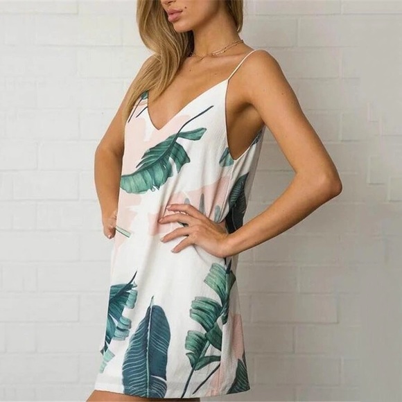 Tropical Palm Leaf Print Dress - Picture 3 of 4