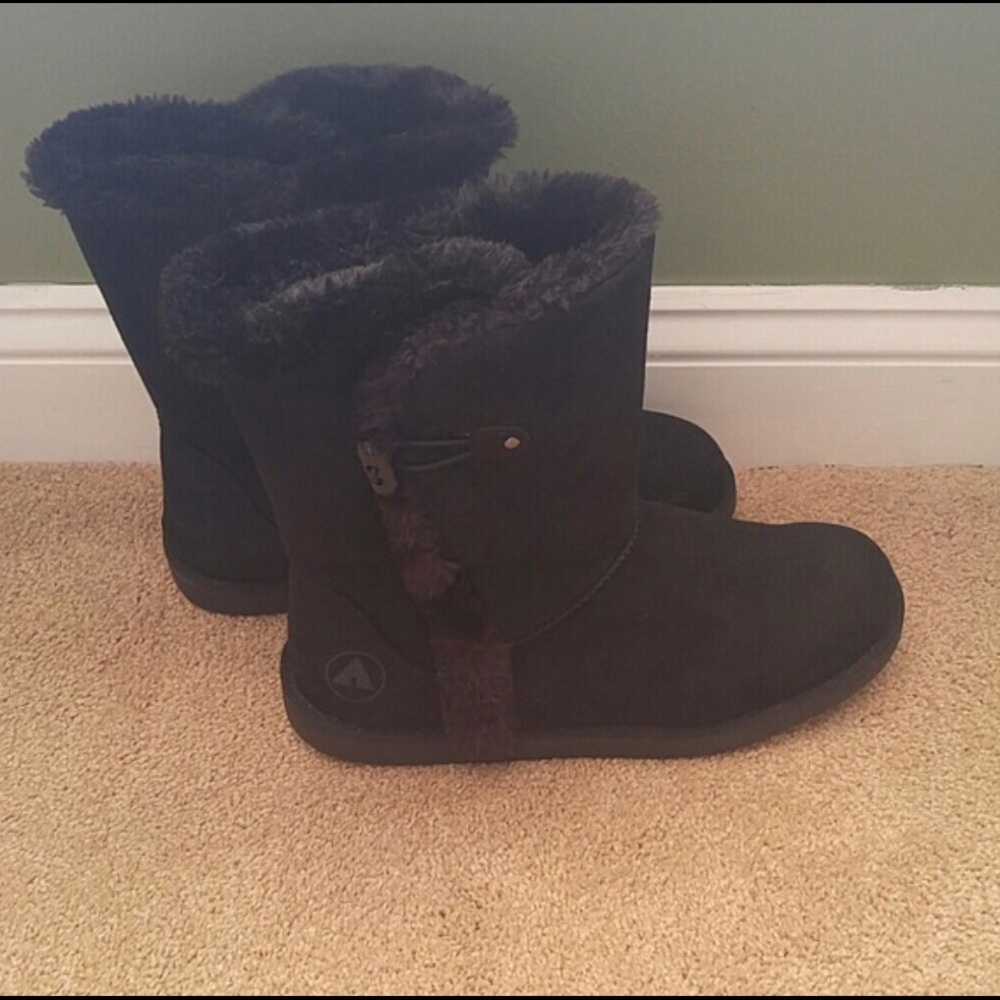 Black Boots