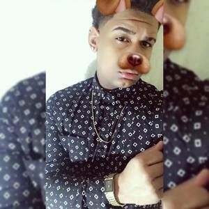 Meet your Posher, Cesar