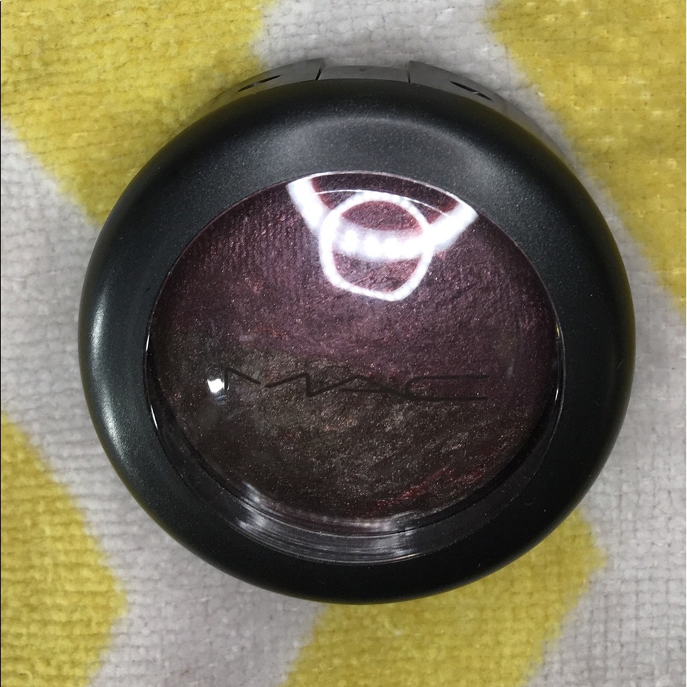 M•A•C Cosmetics Large Baked Duo Eyeshadow