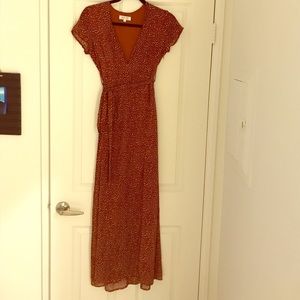 Wyldr dress, only worn once!! Size xs
