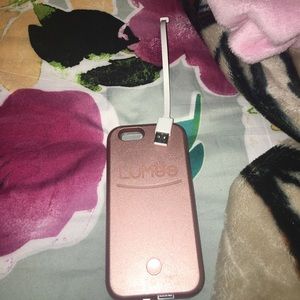 iPhone 6 rose gold lumee case! With chager