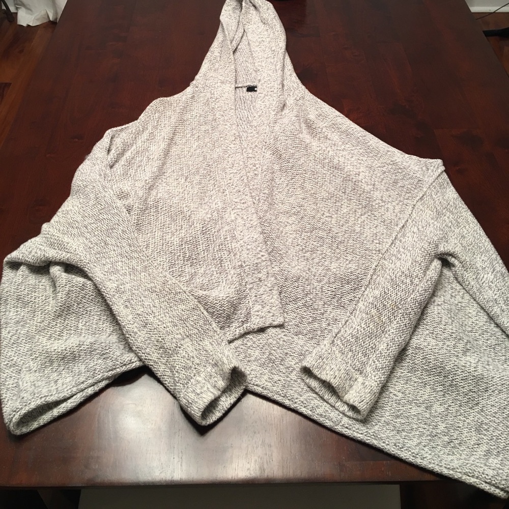 🎉🎉🎉FLASH SALE Bundle Urban Outfitters ponchos - Picture 6 of 8
