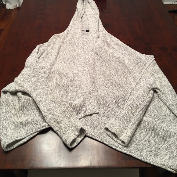 🎉🎉🎉FLASH SALE Bundle Urban Outfitters ponchos - Picture 6 of 8