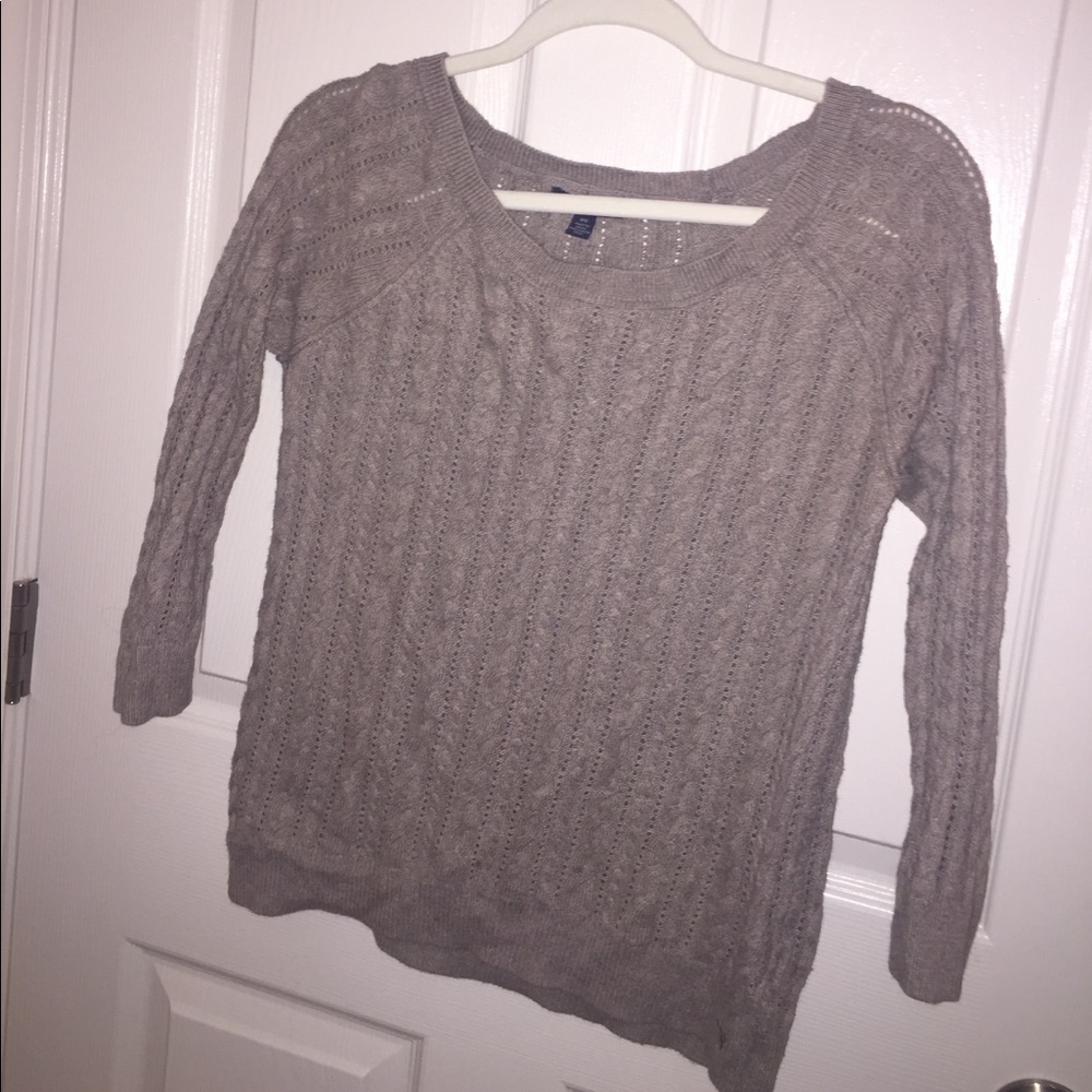 Brown 3/4 sleeve sweater