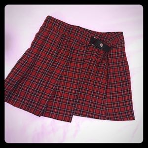 plaid mini skirt