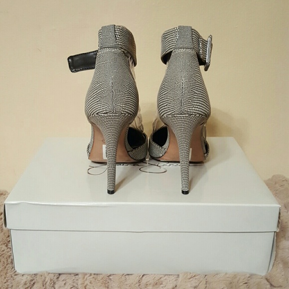 Brand new High heeled dressing shoes - Picture 3 of 4