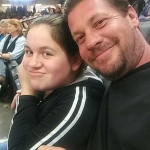 Meet your Posher, Glenn