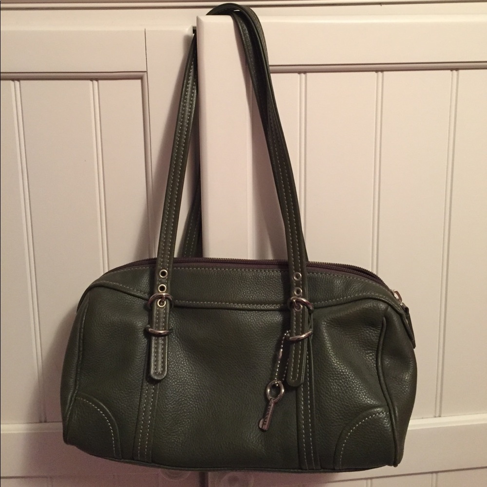 Dark green fossil leather purse
