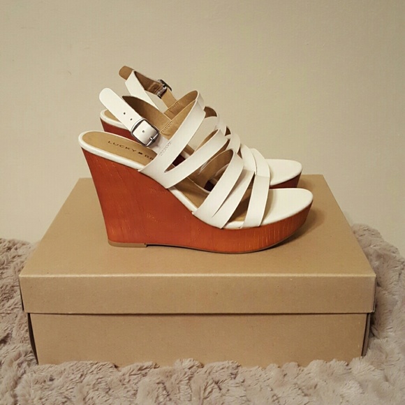 Wedged shoes - Picture 3 of 4