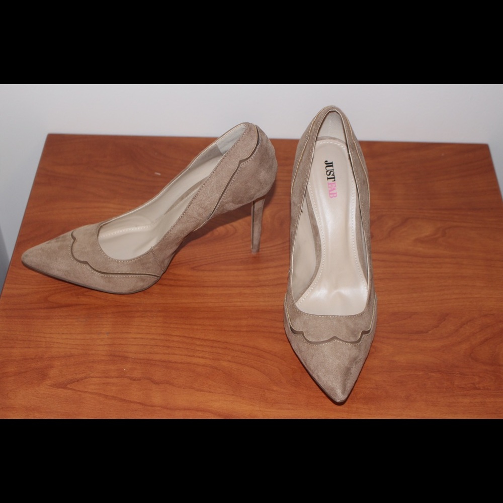 Beige JustFab Pumps