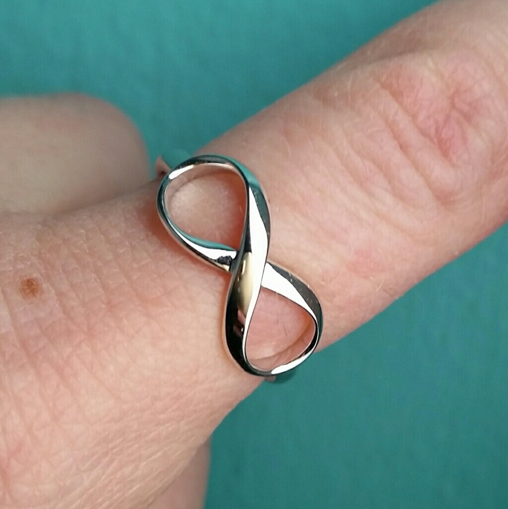 Sterling Silver Celtic Infinity Knot Ring