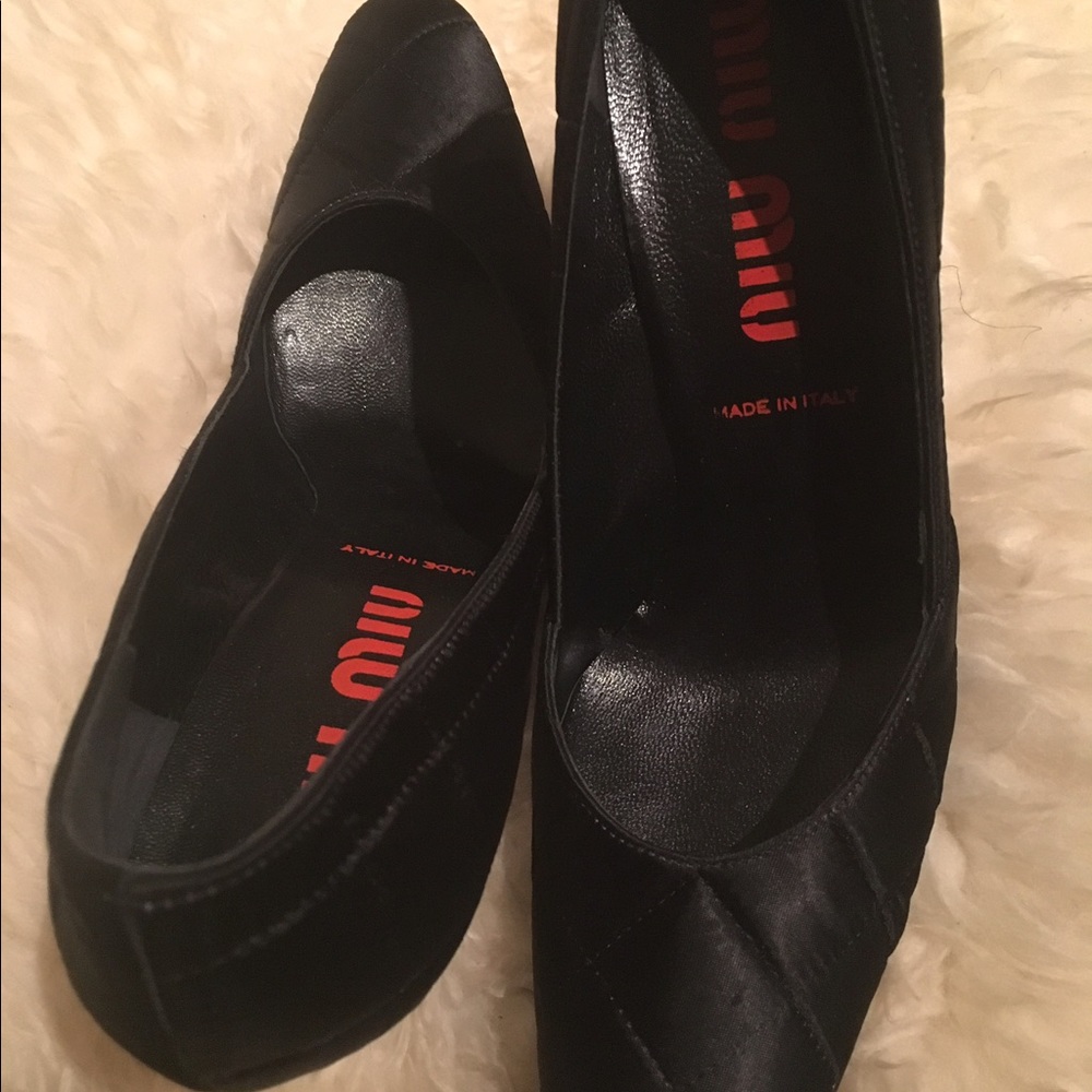 Mui Mui by Prada size 8.5