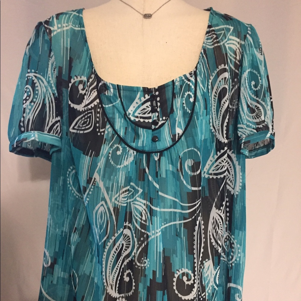 Euc Lane Bryant sheer Blouse Size 22-24