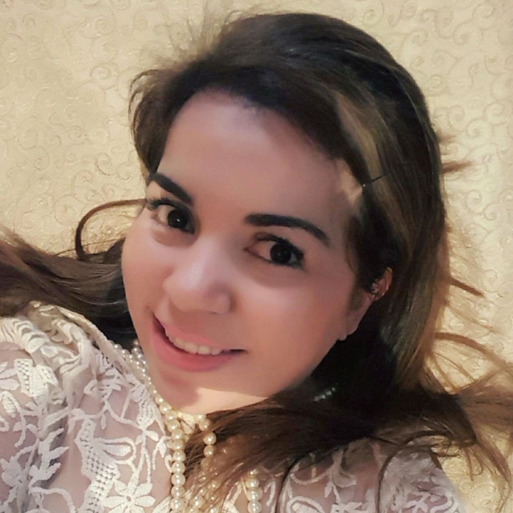 Meet your Posher, Ciynthia
