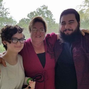 Meet your Posher, Lisa