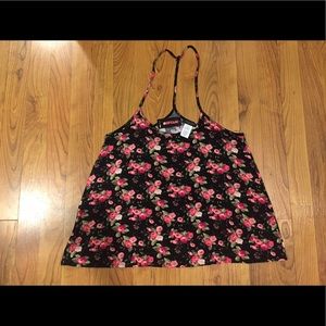 Floral tank top🌺🌸🌻