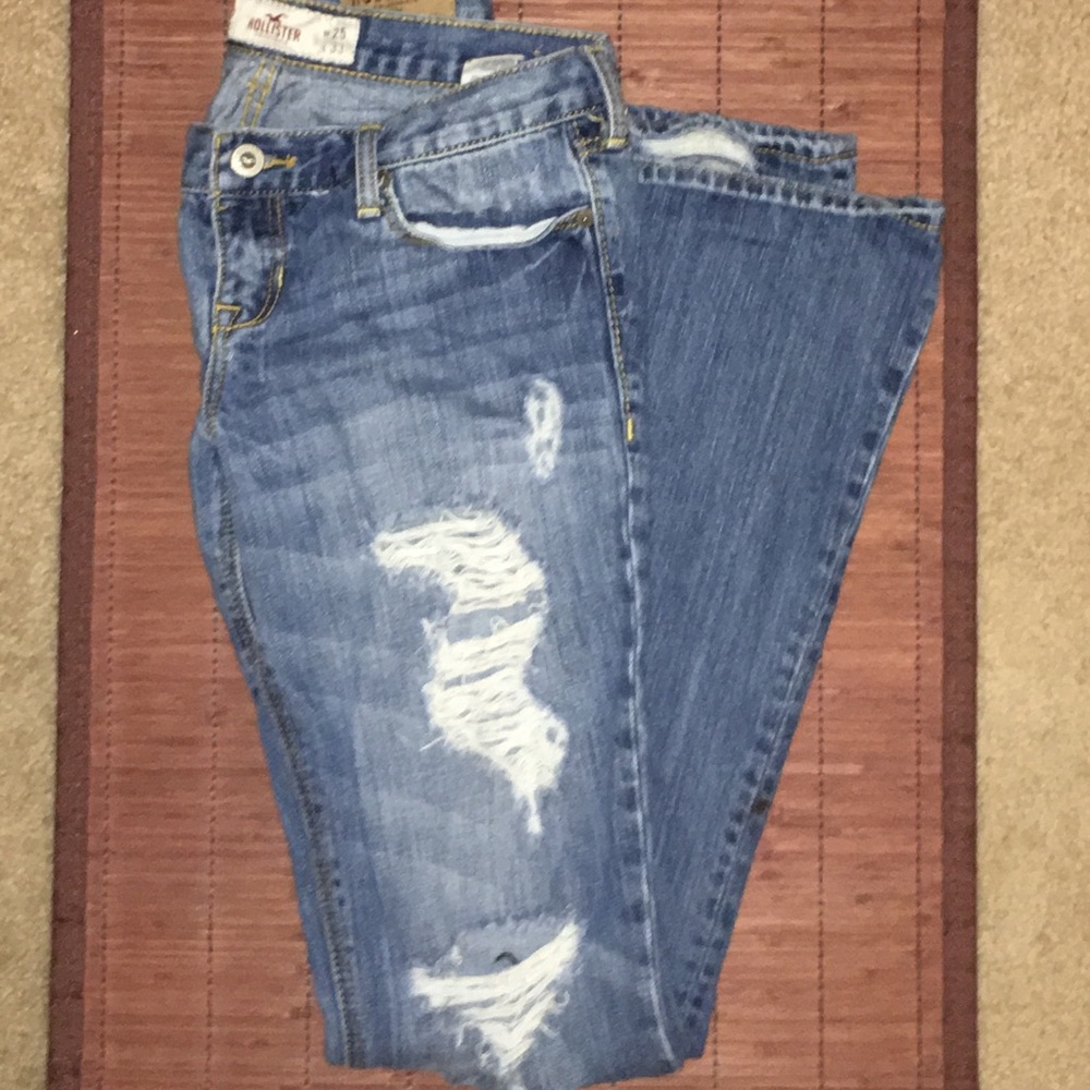 Holy Hollister Jeans